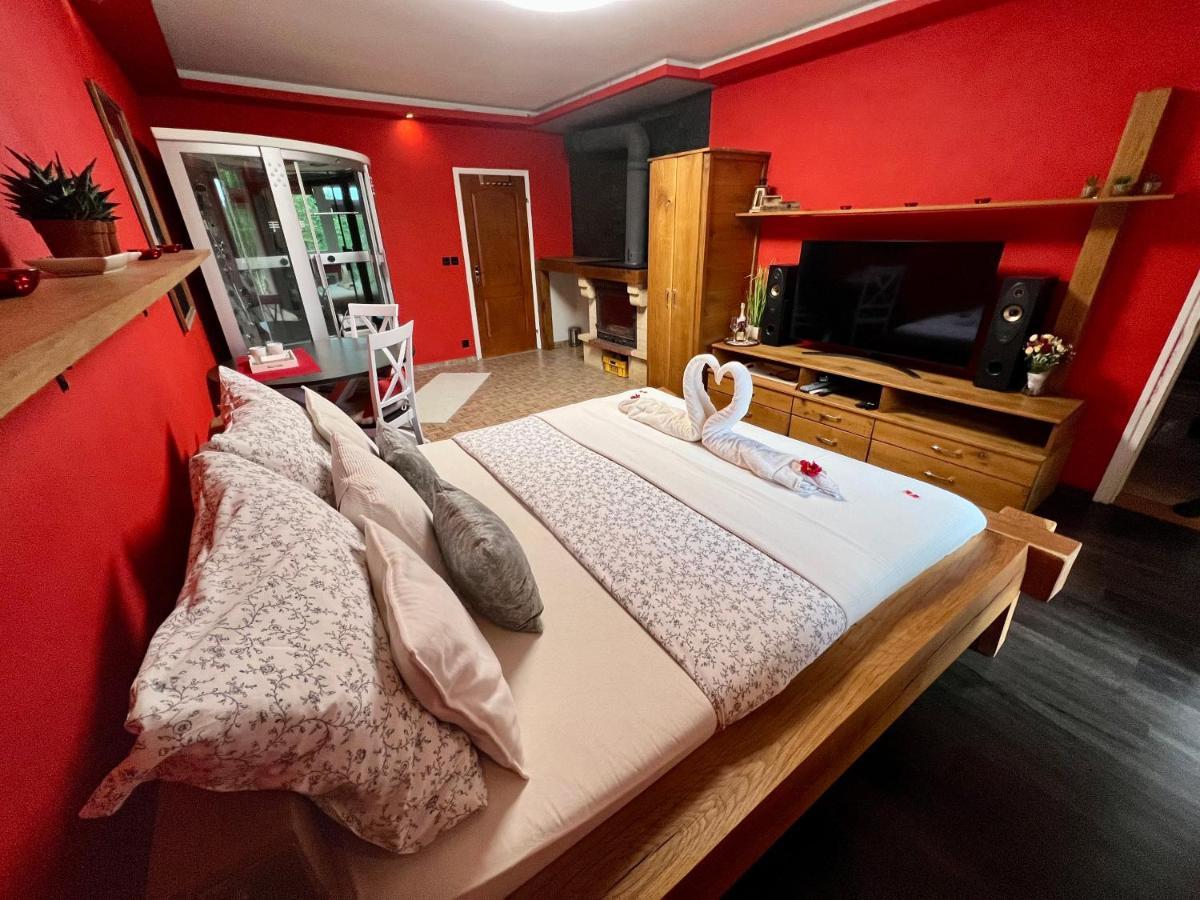 Privat Adriana Villa Kremnica Luaran gambar