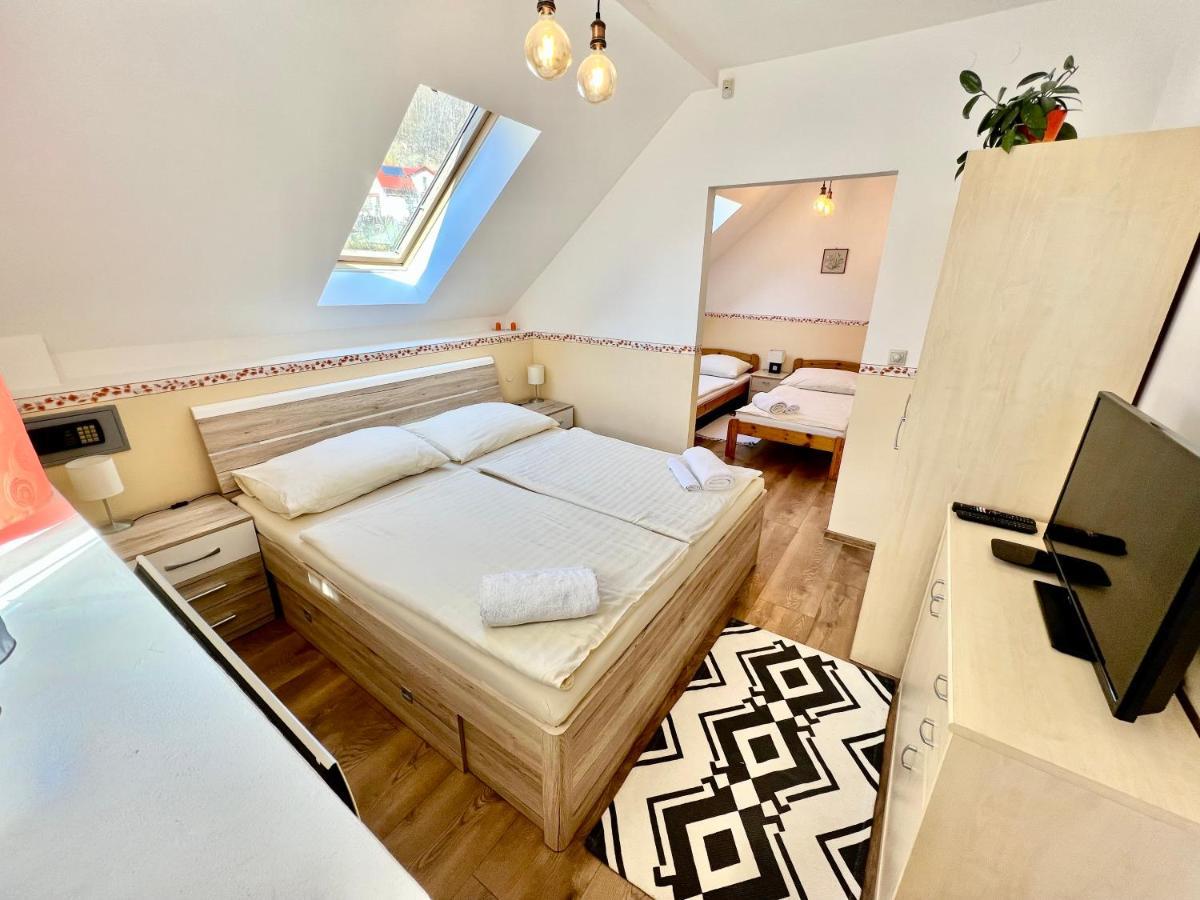 Privat Adriana Villa Kremnica Luaran gambar