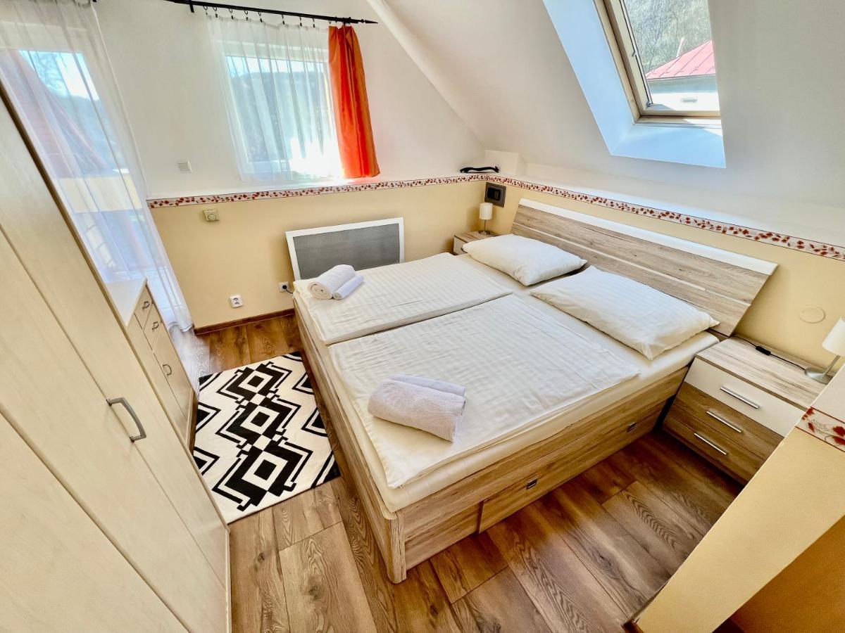 Privat Adriana Villa Kremnica Luaran gambar