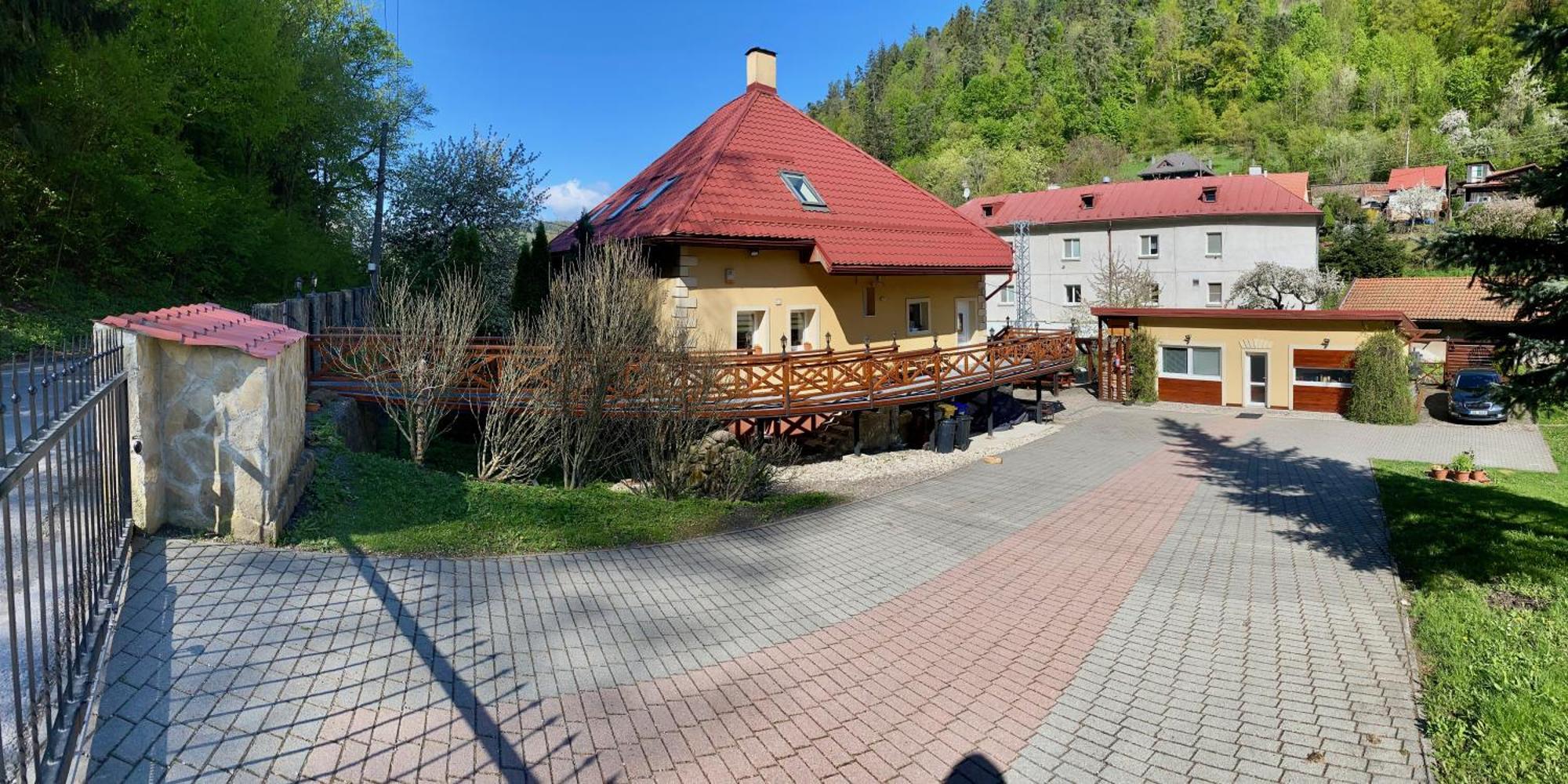 Privat Adriana Villa Kremnica Luaran gambar
